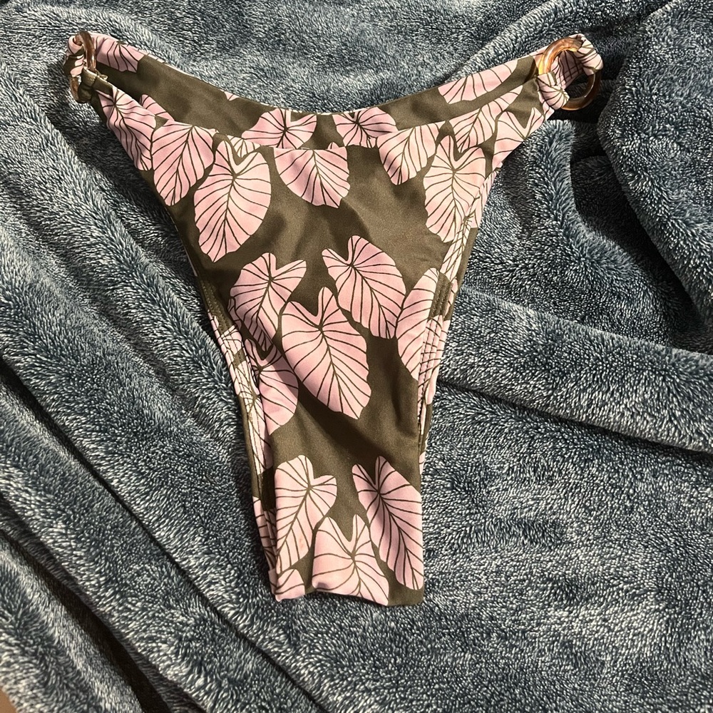 Benoa swim hanalei lani bottoms